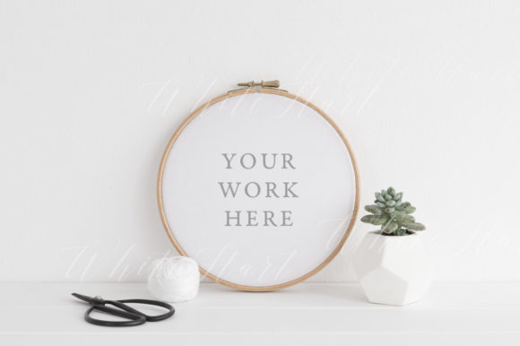 Embroidery Hoop Mockup – 18cm 7 PSD PNG